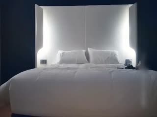 挺有个性的妹子，刚好又是我喜欢的类型，不错不错。